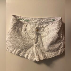 White Lilly Pulitzer Walsh shorts, size 4